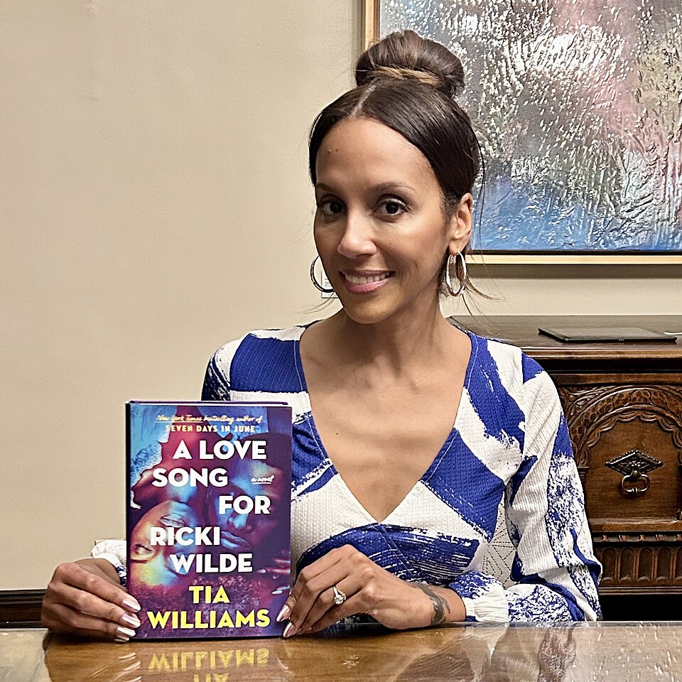 Photo of Tia Williams
