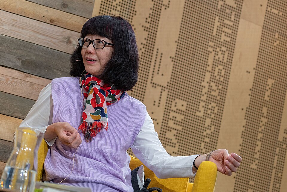 Photo of Hiromi Kawakami