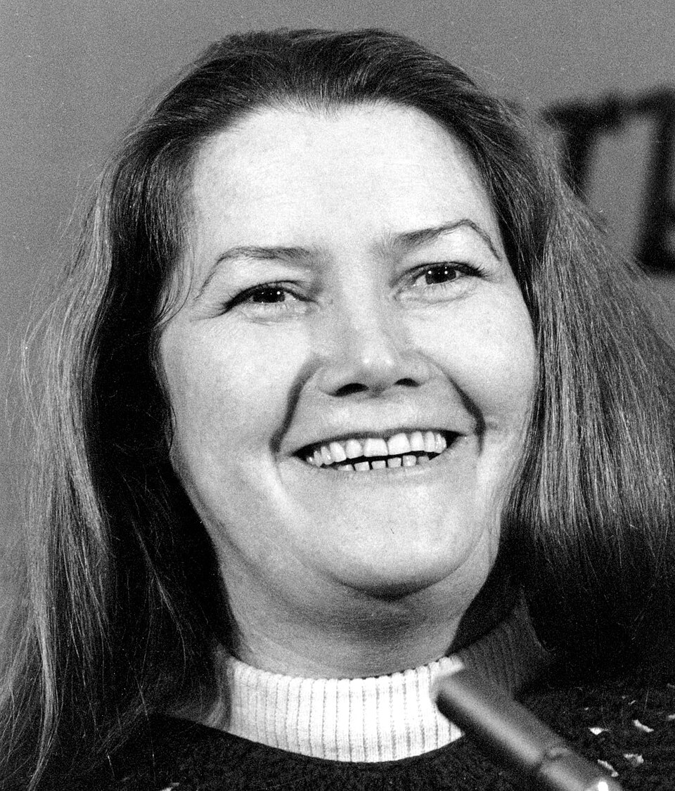 Photo of Colleen McCullough